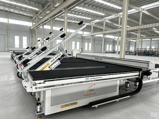 15KW Automatic Glass Cutter 160m/min With Loading / Nesting / Labeling / Air Floating Table