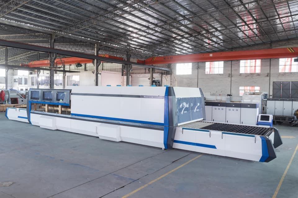 Energy Saving Small Glass Tempering Furnace 4-19mm Glass Toughening Plant