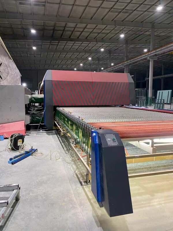 Robust Construction Glass Tempering Furnace 630KW With Recise Temperature Control